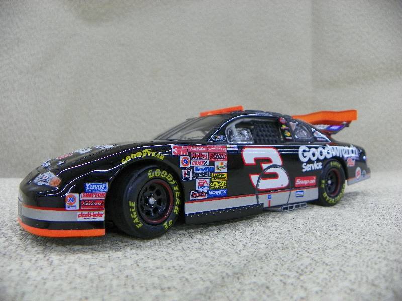 lot 477 image: Action #3 Winston no Bull Winner, Dale Earnhardt 124 scale