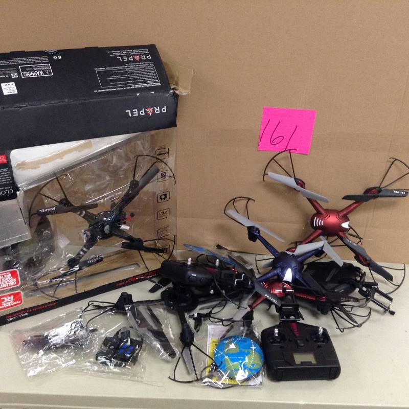 lot 161 image: Lot of assorted Drones - missing pieces- not tested