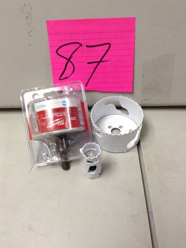 lot 87 image: Lot of assorted Milwaukee Bi-Metal Hole Saws