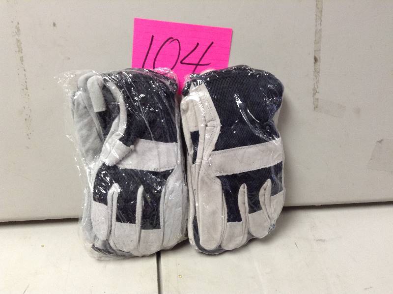 lot 104 image: Lot of 2 Pkg Firm Grip Gloves Large