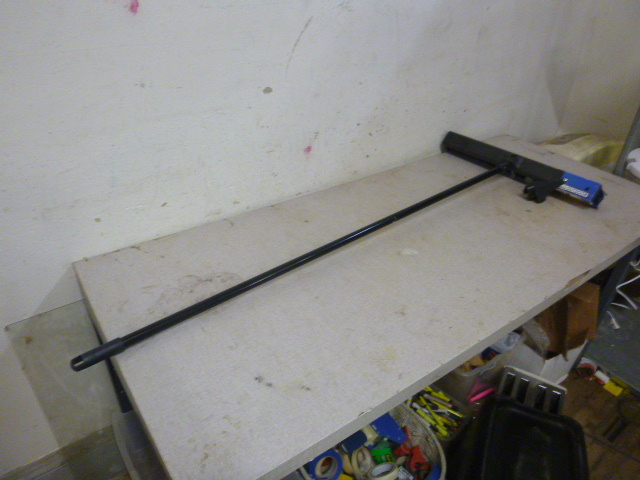 Harper Rough Surface Push Broom