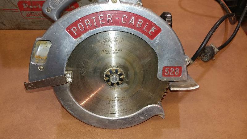 lot 3 image: Portercable 8 14 Saw