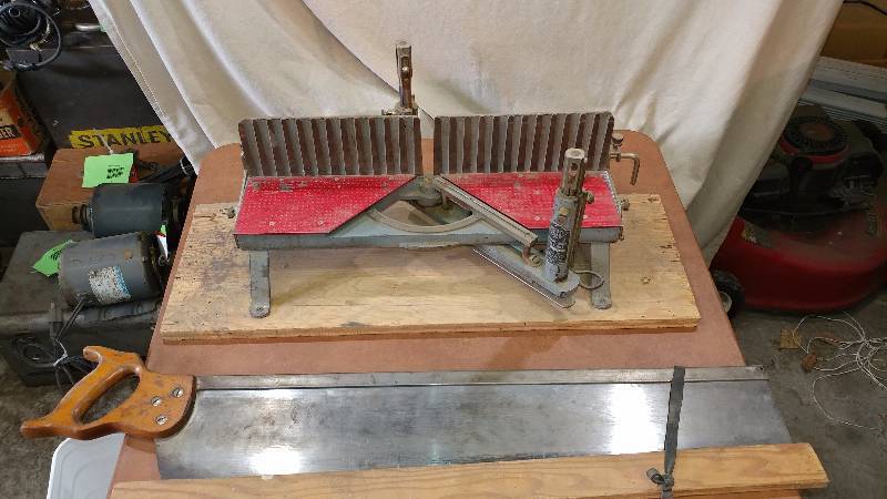lot 17 image: Miller Falls Langdon Acme Miter Box