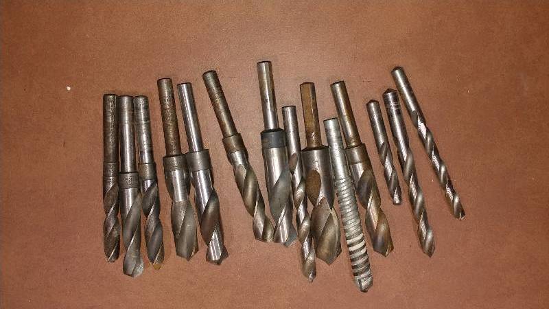lot 40 image: Lot of Large Drill Bits