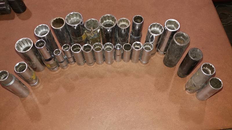 lot 80 image: Various Deep Sockets
