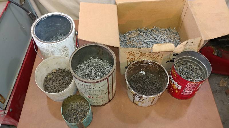 lot 119 image: Assortment of Nails