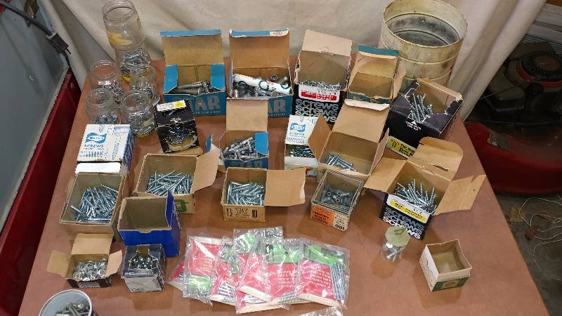 lot 127 image: Screws and Anchors
