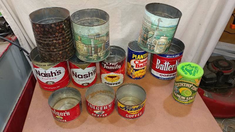 lot 152 image: Old Coffee Cans