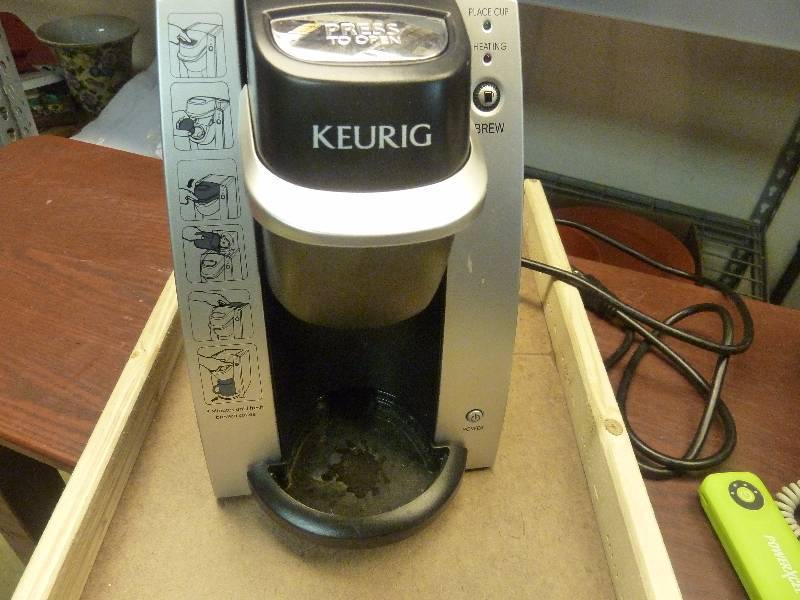 lot 519 image: Keurig Coffee Maker