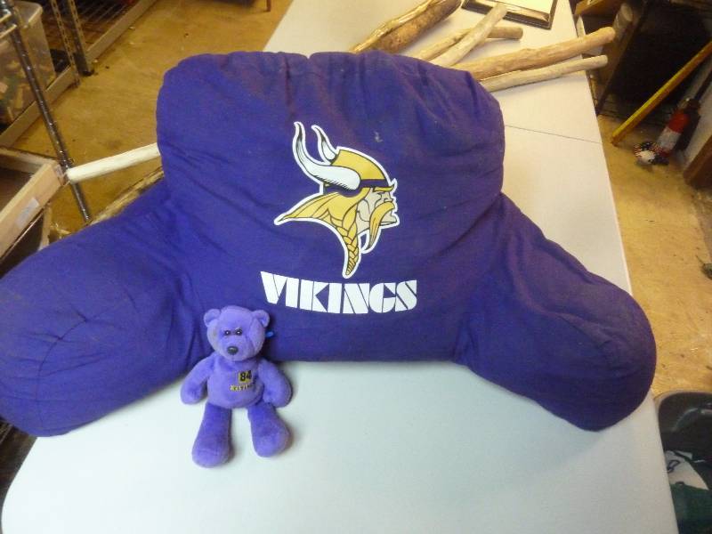 lot 553 image: MN Vikings Lot