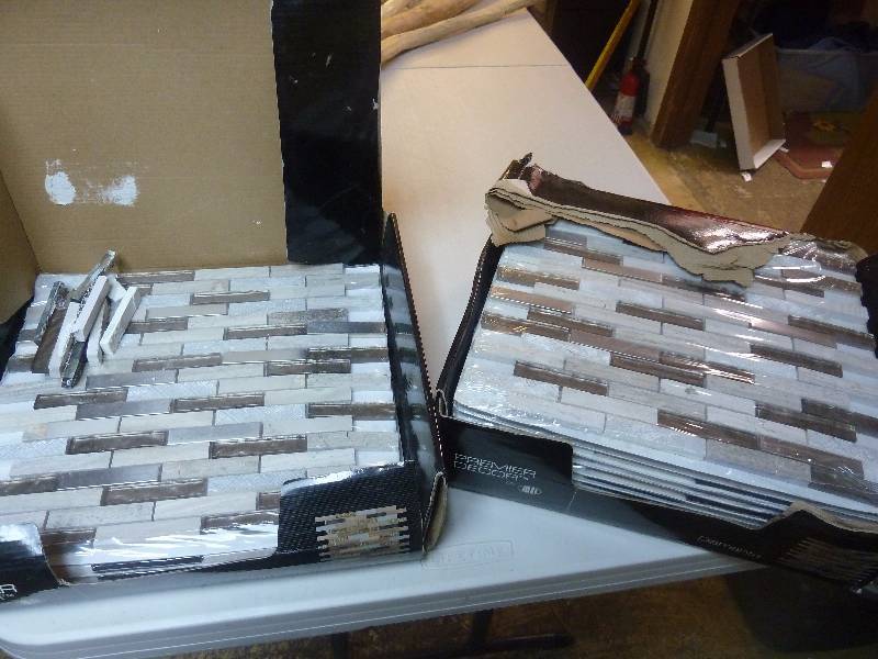 lot 554 image: Premier Decor Diamante Tiles