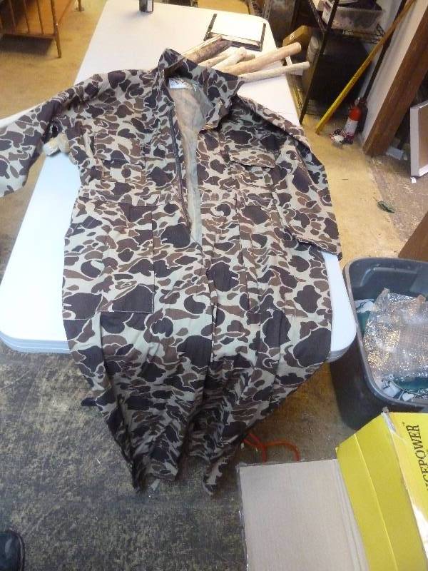lot 565 image: Camo Coveralls