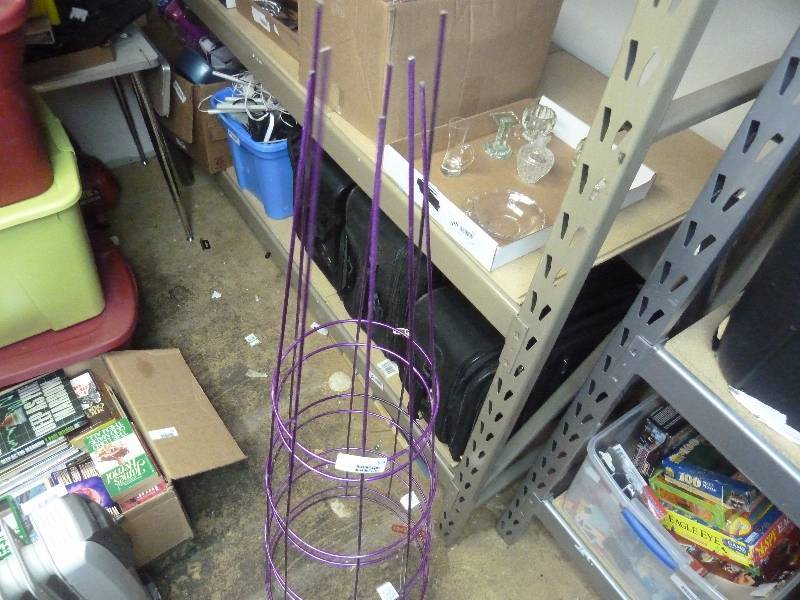 lot 574 image: Tomato Plant Stands
