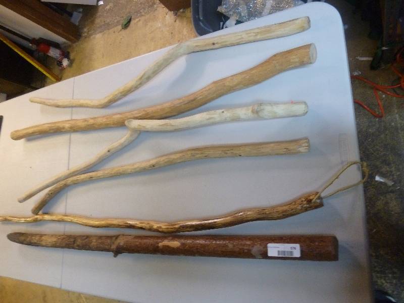 lot 576 image: Walking Sticks
