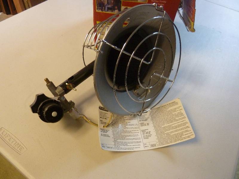 lot 585 image: Sunflower Heater