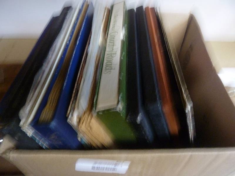 lot 654 image: Vintage Albums