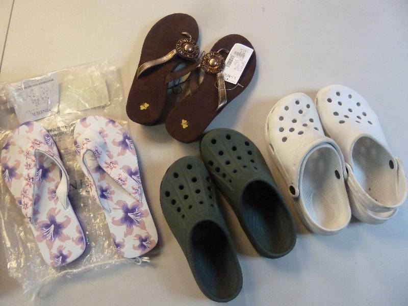 lot 651 image: Shoe Lot
