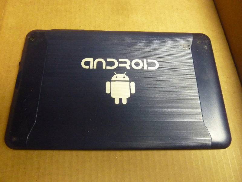 lot 695 image: Android 4.1 Kit Kat Tablet