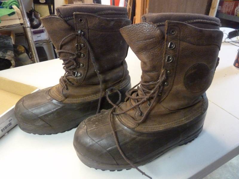 lot 609 image: LaCrosse Boots