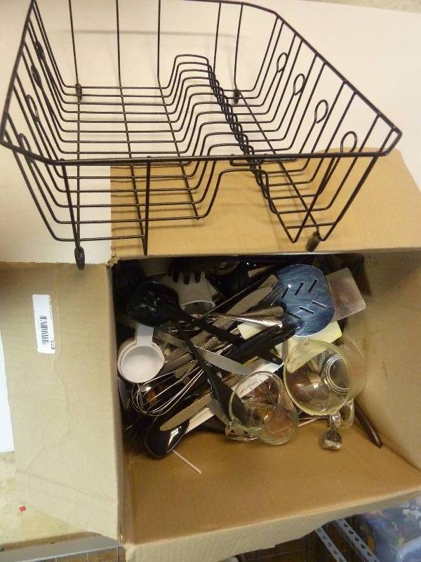 lot 623 image: Kitchen Lot