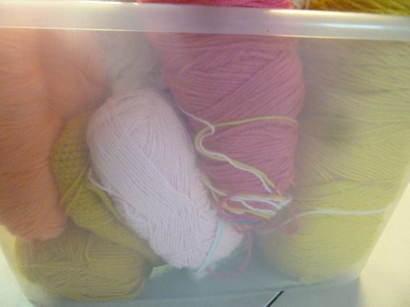 lot 633 image: Yarn and More