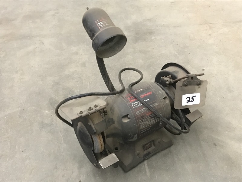 lot 25 image: Dual Wheel Grinder