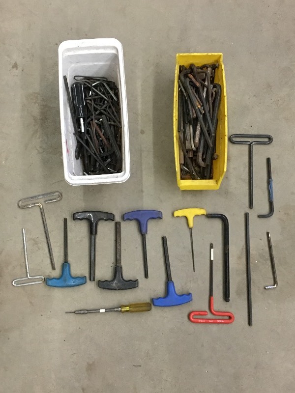 lot 43 image: Assorted Allen Wrenches