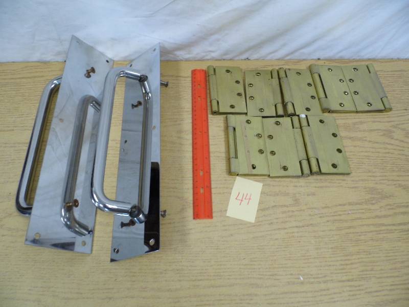 lot 44 image: Hinges - Door Handles