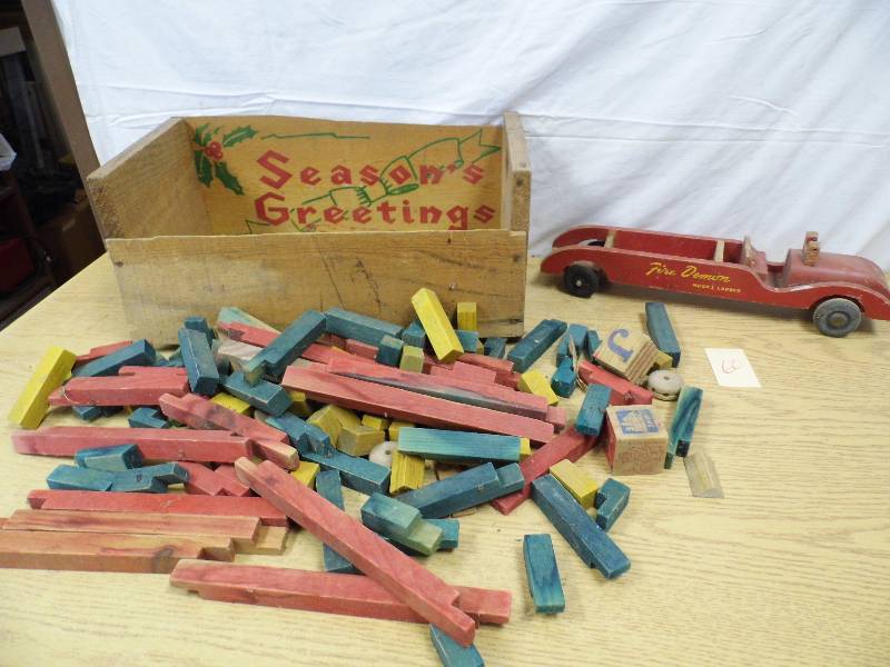 lot 60 image: Old Wood Building Blocks - Fire Truck