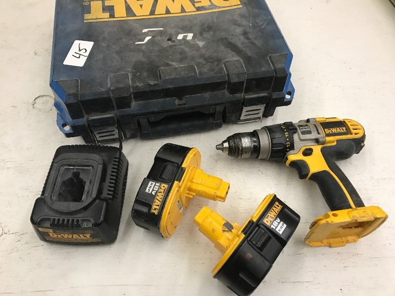 DeWalt Tool Set