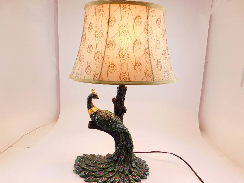 Peacock Lamp - Works