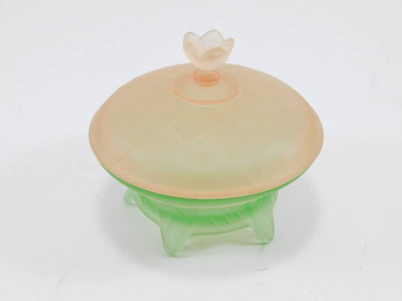 Vintage Frosted Glass Candy Dish wTop