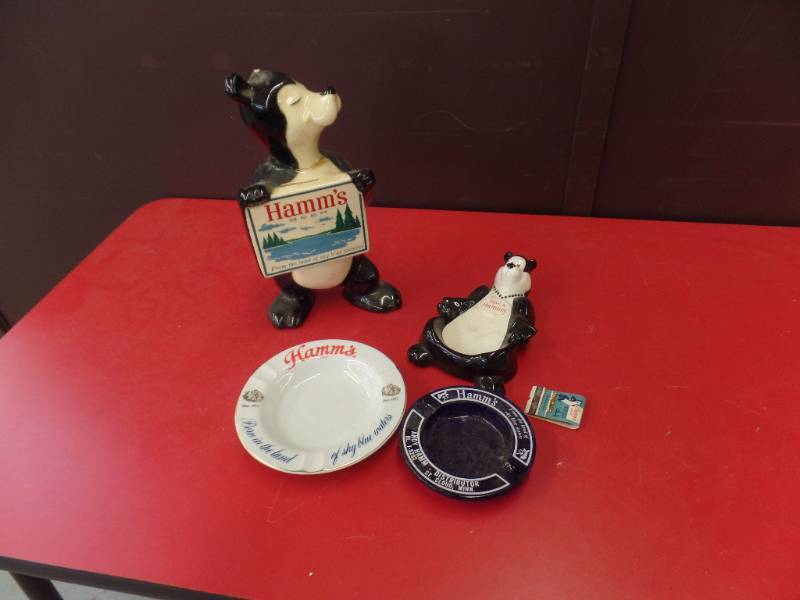 lot 211 image: Hamms Collectibles