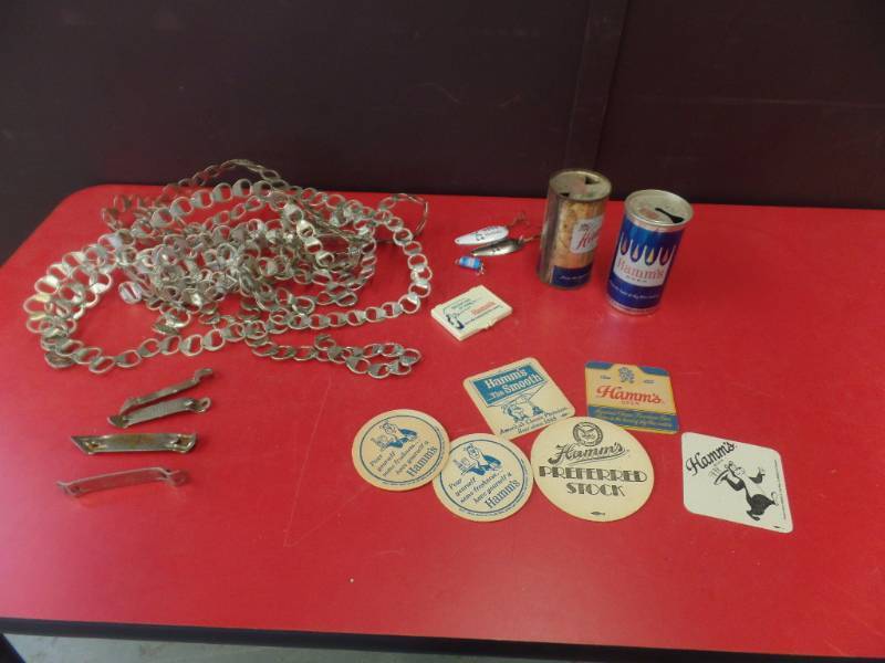 lot 212 image: Hamms Beer Collectibles