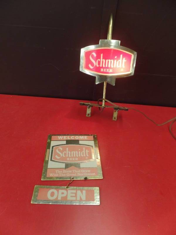 lot 220 image: Schmidt Cash Register Light and Sign