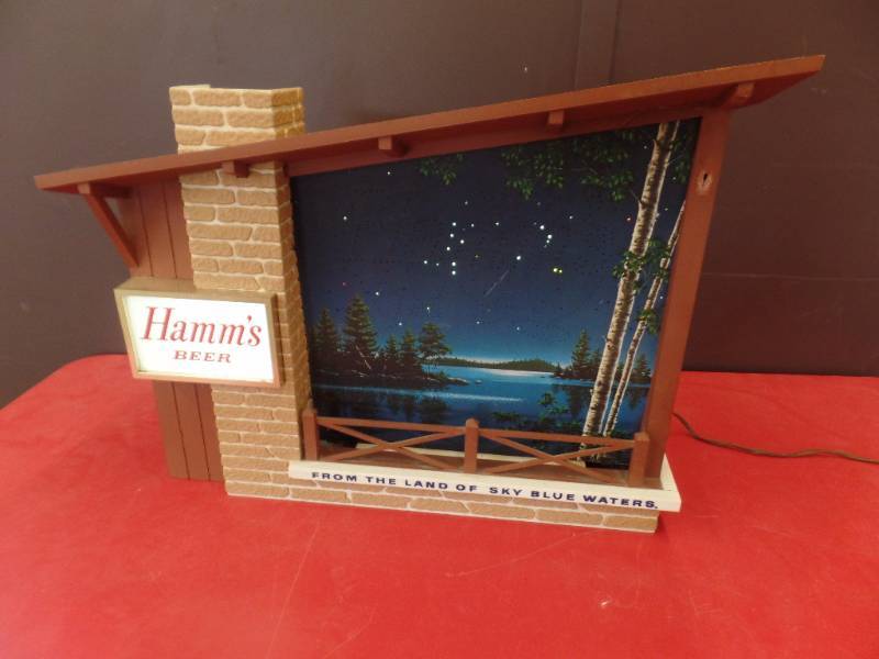 lot 203 image: Hamms Light Up Night Sky Sign