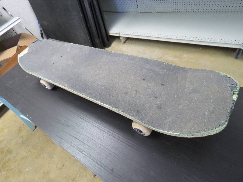 Skateboard