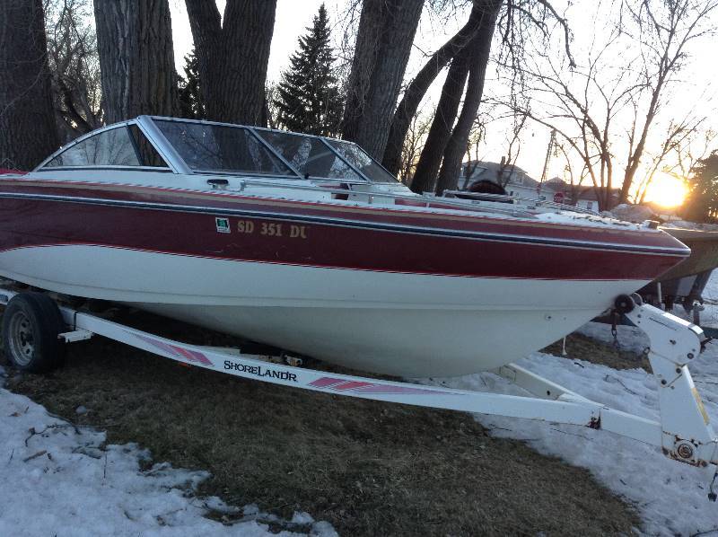 1991 Larson Boat