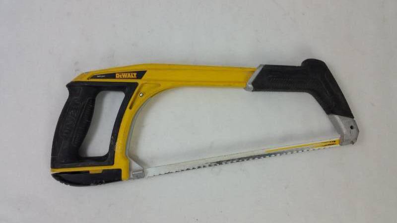 lot 88 image: Dewalt Hand Saw - DWHT20517