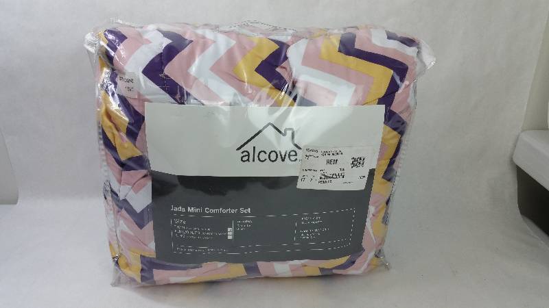 lot 94 image: Alcove Jada 2-Pc. Comforter Set - Twin