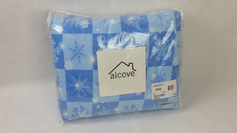 lot 103 image: Alcove Blue Microfiber Flannel Sheet Set - Queen
