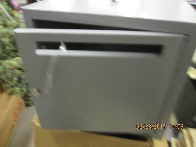 1 new lock box with key 20 wide x ...