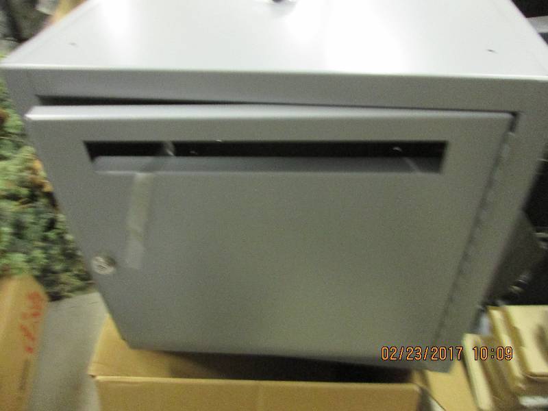 1 new lock box with key 20 wide x ...