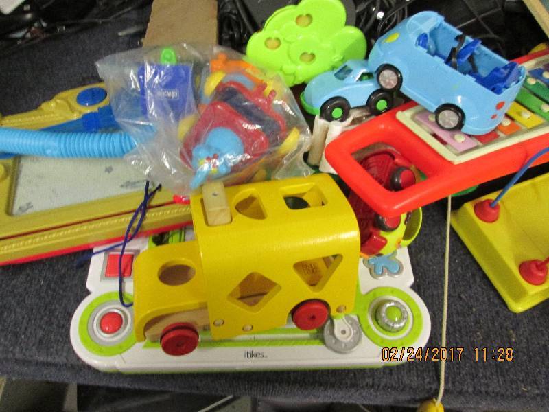 lot of toys ...