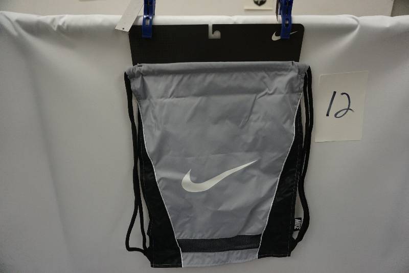 Nike Fashion Cinch Bag