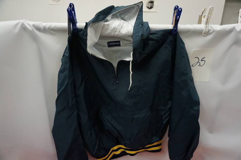 Nylon Full Zippered and Pullover Light Weight Jackets