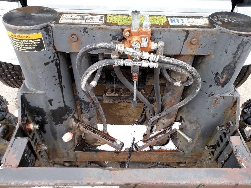 lot 11 image: Harsco Hy Rail Running Gear, Model ...