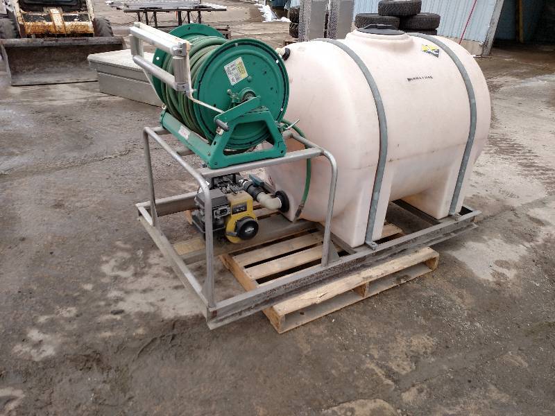 lot 18 image: 3 12 hp. Sprayer, 225 Gallon Poly ...