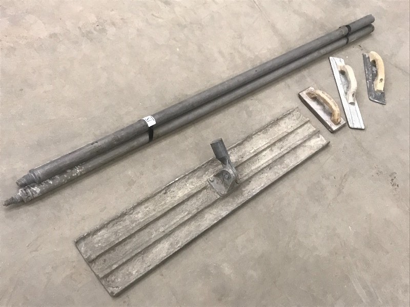 lot 18 image: Concrete Float & Trowels