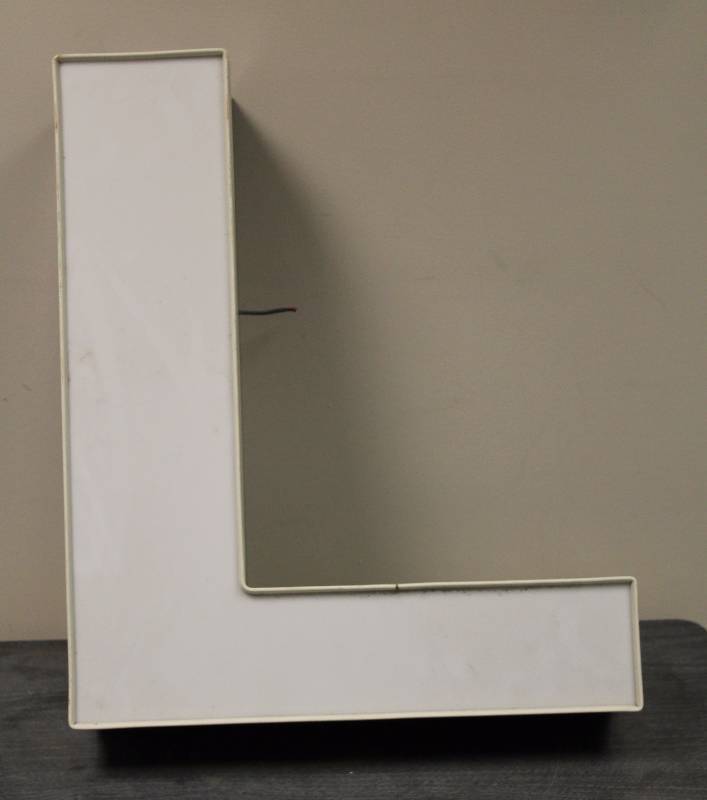 White Letter L